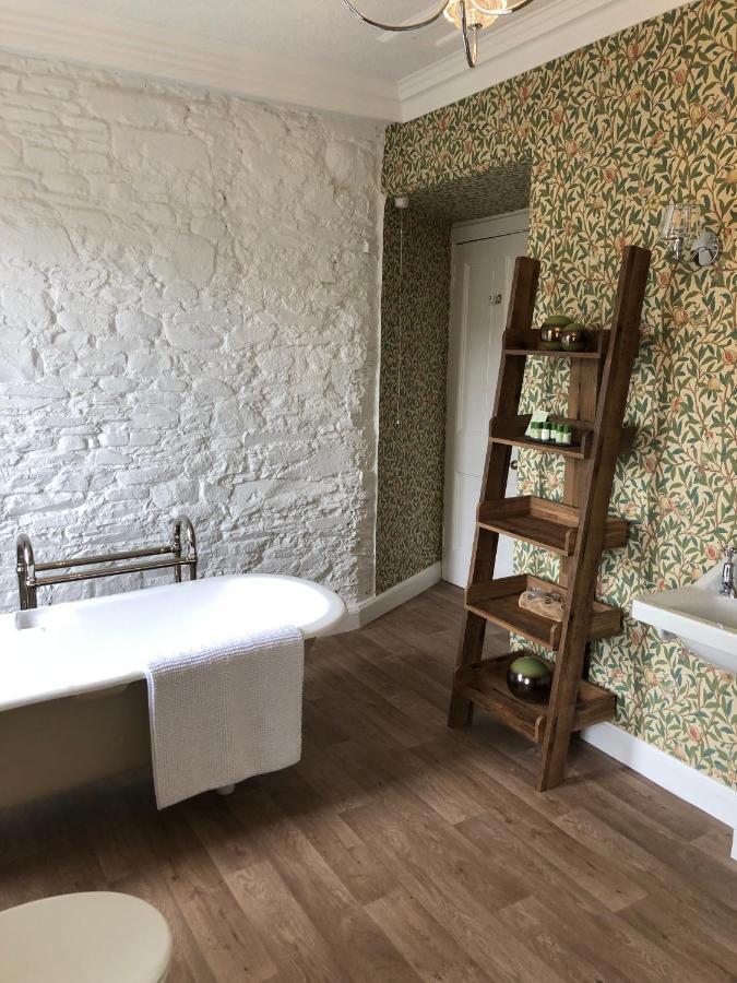 Branxholme Castle Bed and Breakfast Hawick Exteriör bild
